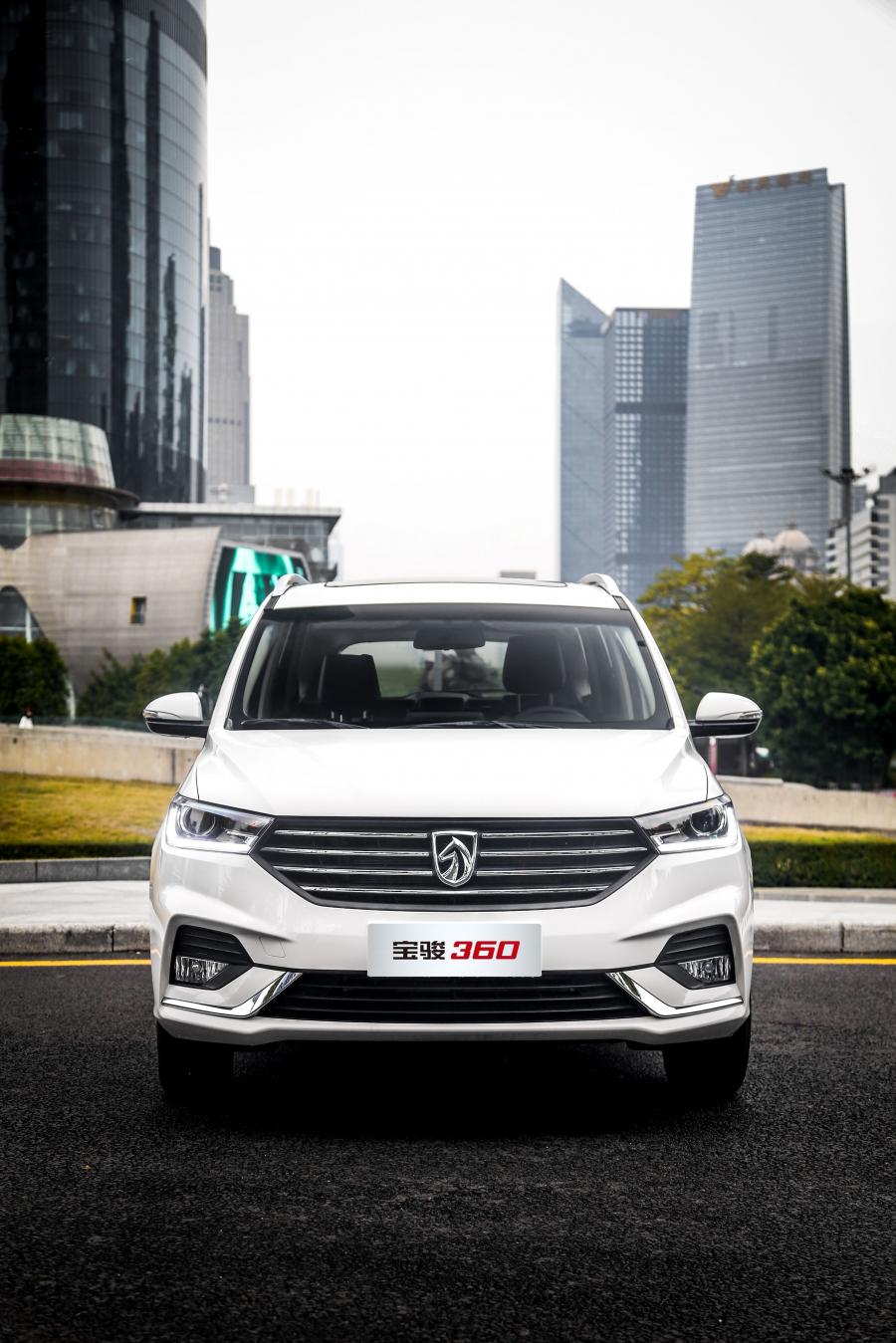  Baojun 360 2018 года  (фото 6 из 12)